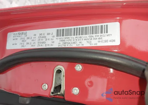 2020 Ram 1500 Classic Warlock 4X4 6'4 Box z USA, uszkodzony, nr VIN 1C6RR7GG4LS109571